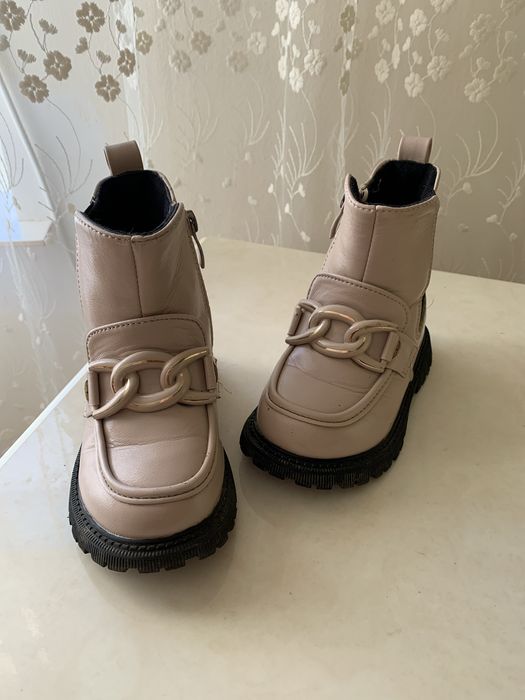 Черевики осінь - весна