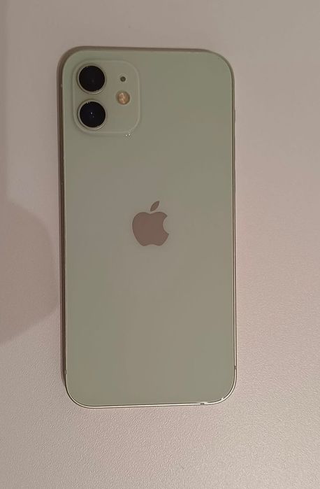 iPhone 12 como novo