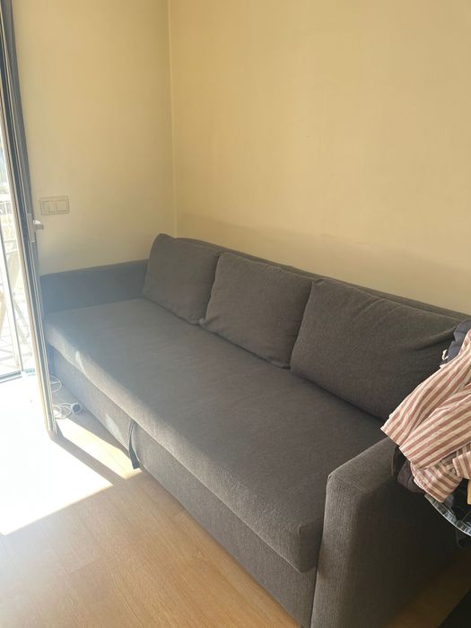 Sofá cama 3 lugares IKEA Friheten