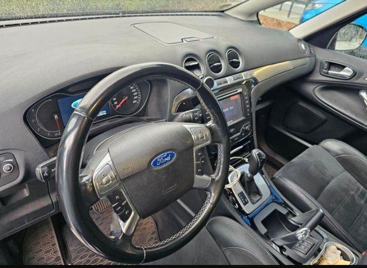 Ford s max titanium 2.2 TDCi 200 km automat