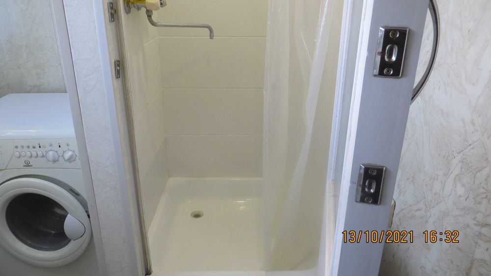 Здається кімнати