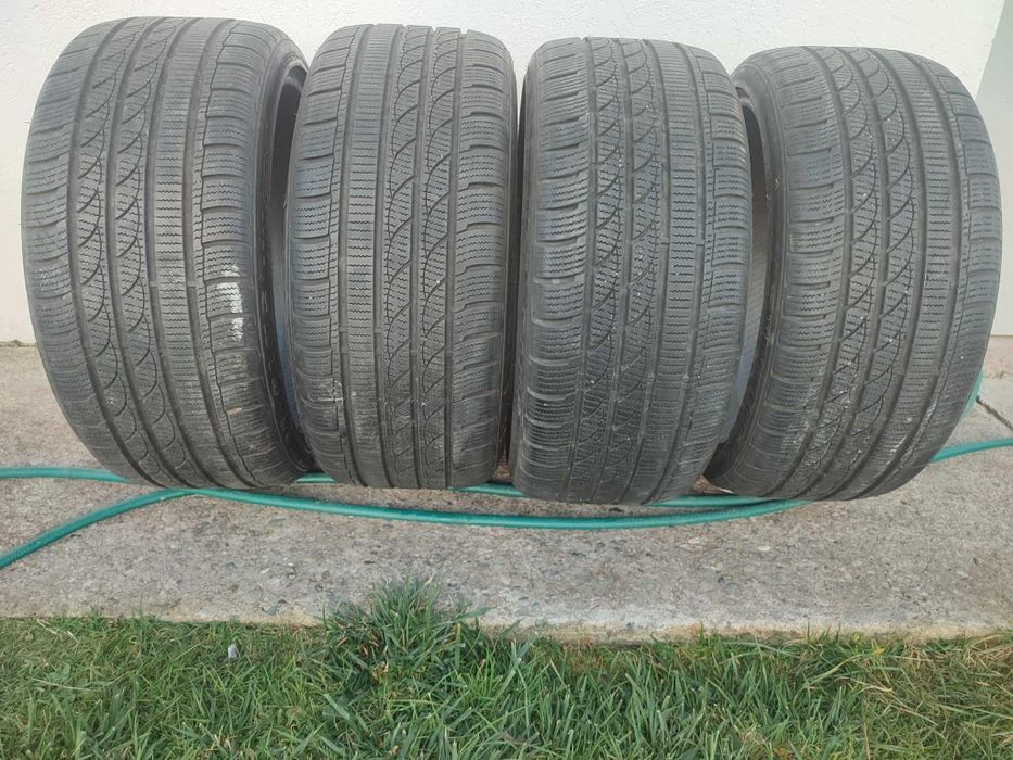 Opony Zimowe Tristar 235/35/r19