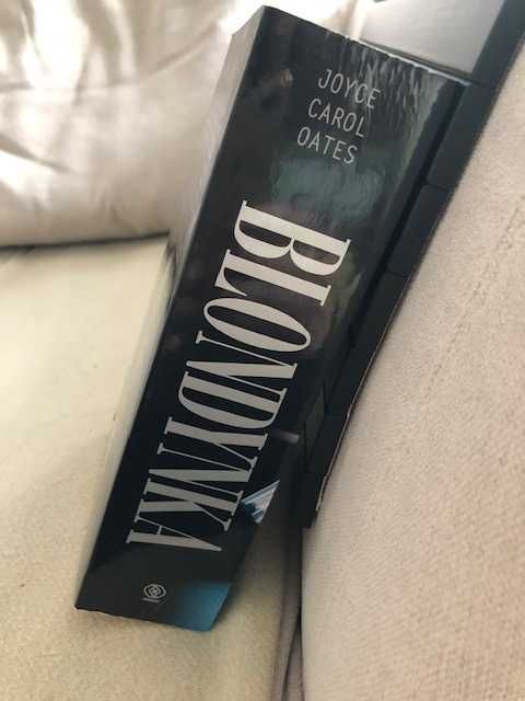 Blondynka - Joyce Carol Oates , powieść oparta na życiu Marilyn Monroe