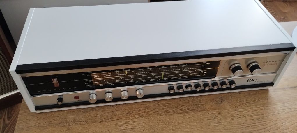 Elac 2000T Receiver