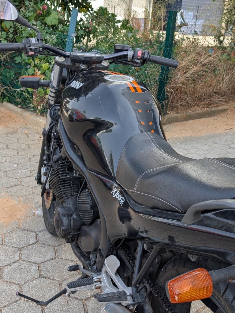 Yamaha XJ 600 N - Mota