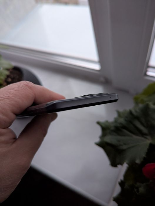 Смартфон Realme 8 RMX3085 • 6/128 • Ідеальний стан •