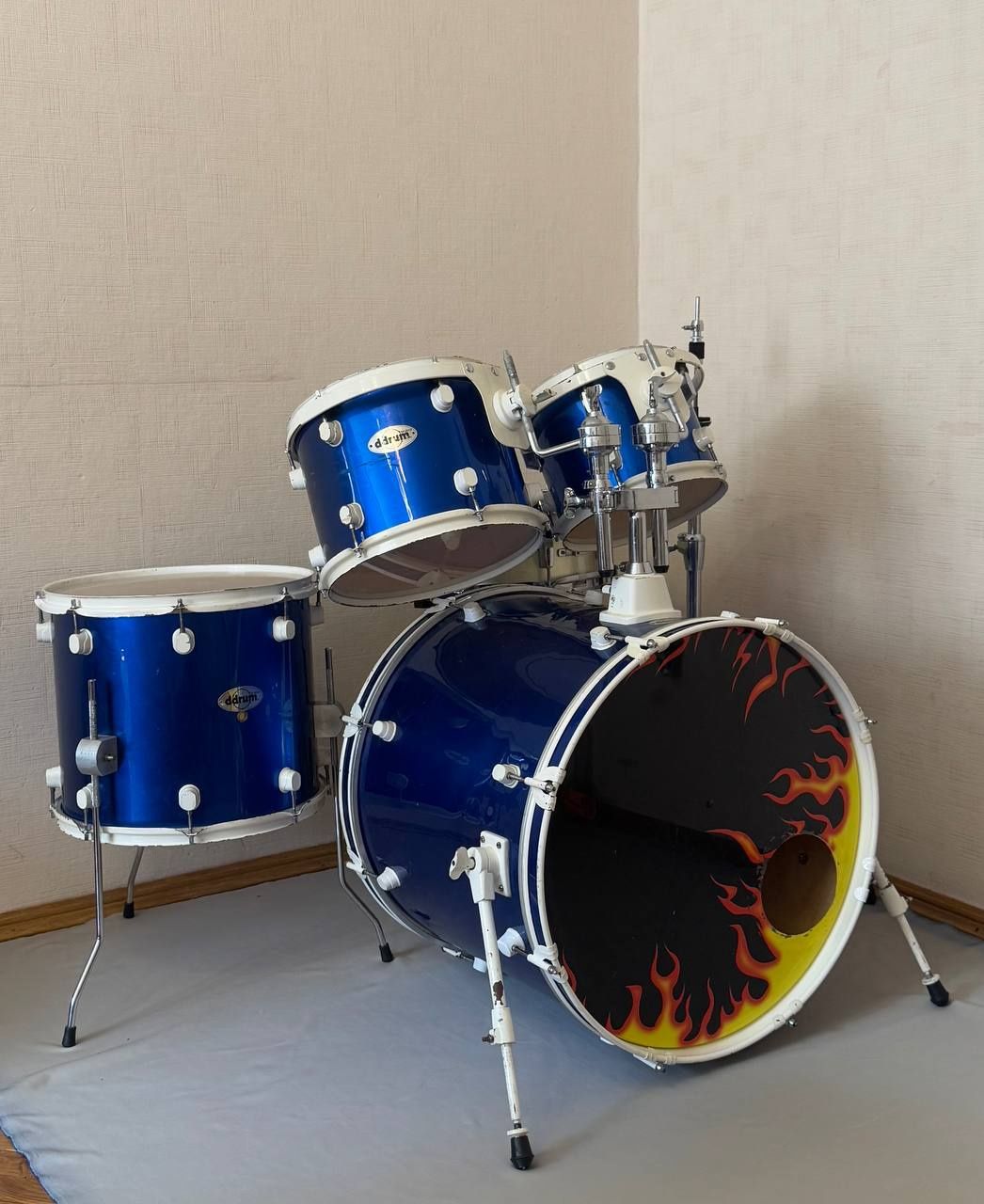 Ударна установка "Ddrum Diablo"