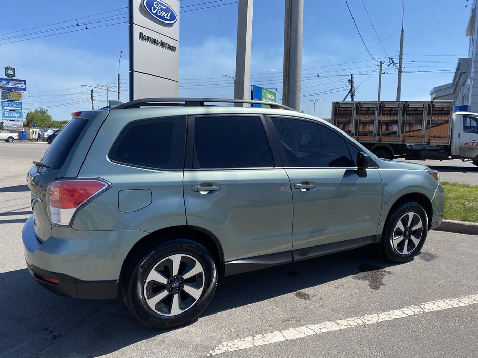 Субару Форестер 2017