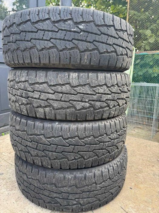 шини зимові Nokian 275/65 R 18 на Land Cruiser 200 , Prado