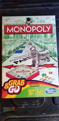 Monopoly Grab & Go