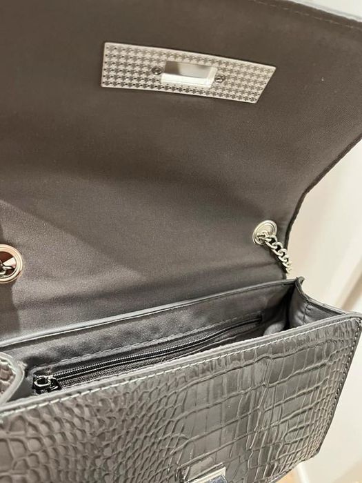 Bolsa de ombro nova Stradivarius (Oportunidade)