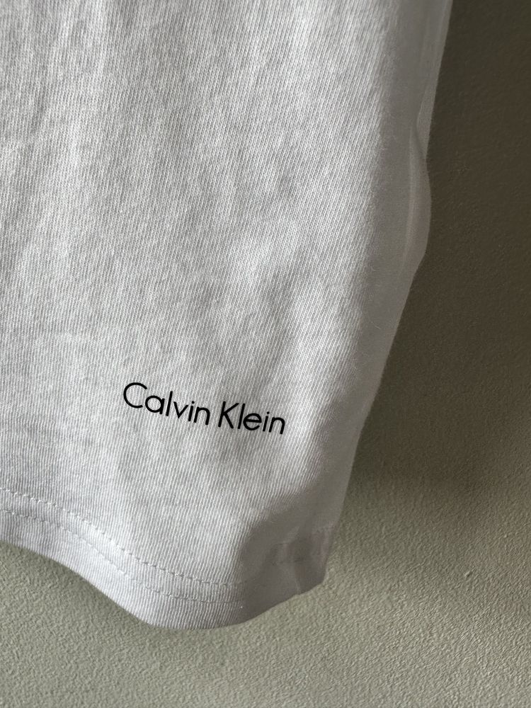 Футболки чоловіча Calvin Klein