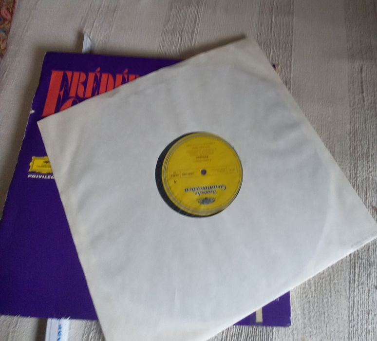 Disco duplo vinil como novo da Deutsche Grammophon