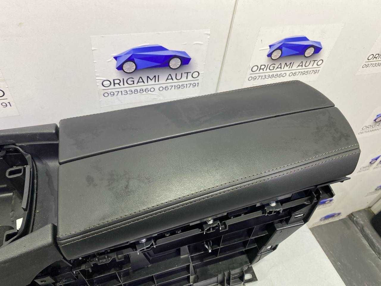 Тонель подлокотник Nissan rogue T33 Ниссан рог Т33 2021 2022 2023