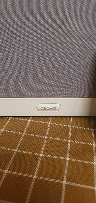 Arcam rCube портативна колонка