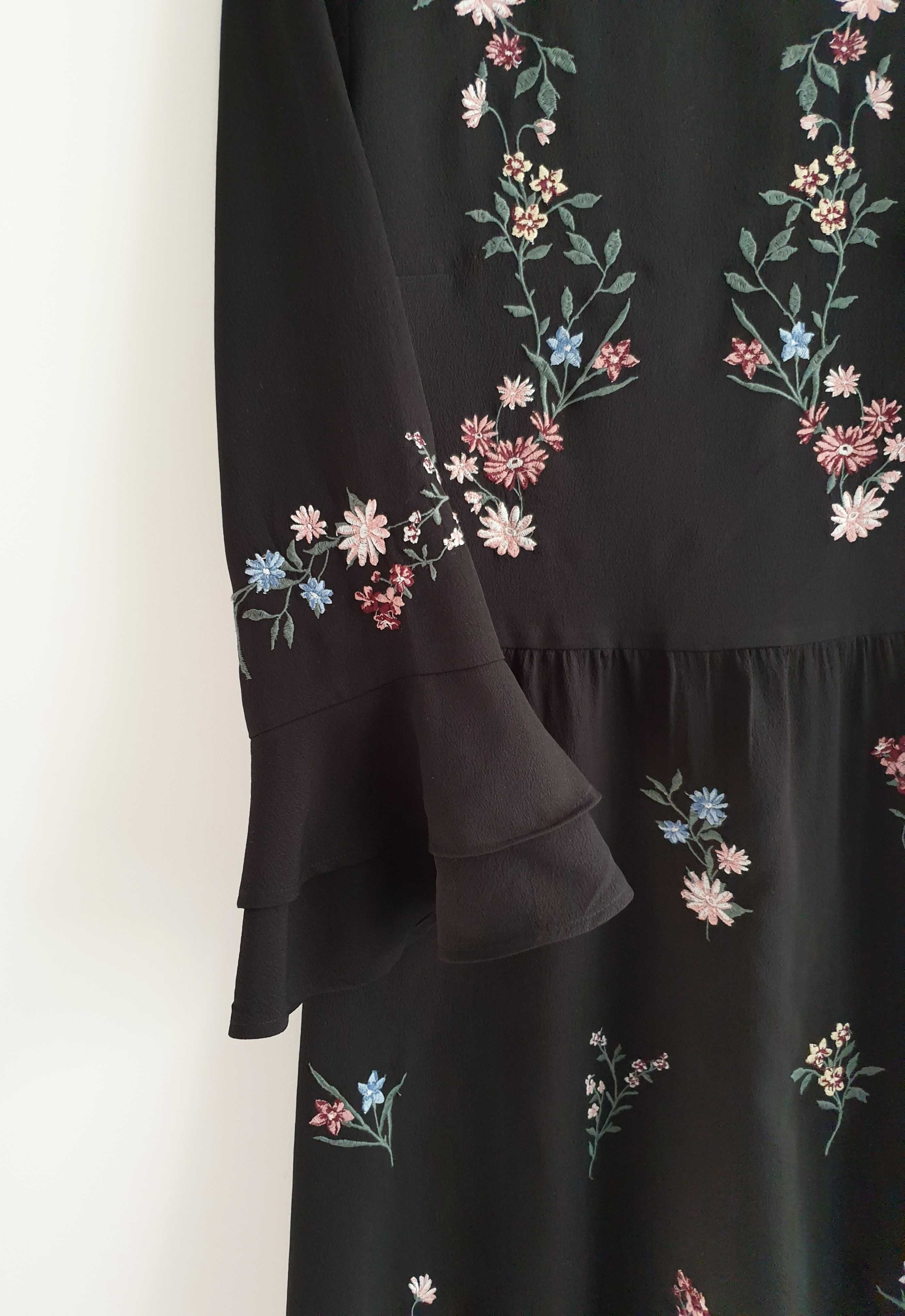 Sukienka H&M czarna w haftowane kwiaty - XS 34