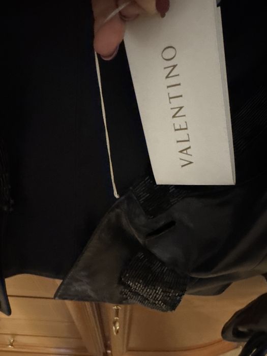 Шкіряна куртка Valentino (оригінал), розмір s, нова
