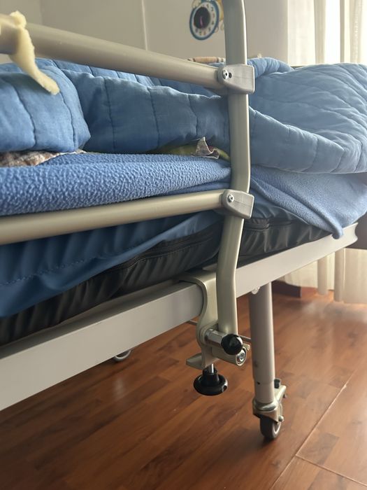 Cama articulada eletrica + colchão e pega elevatória - 1 mês de uso