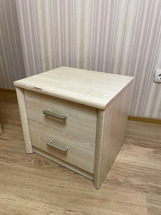 ліжко двоспальне, меблі для спальні