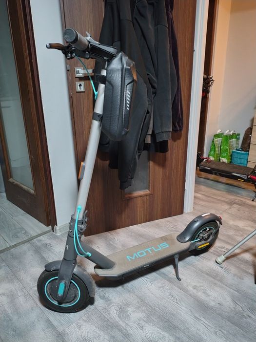 Hulajnoga elektryczna motus 10 lite