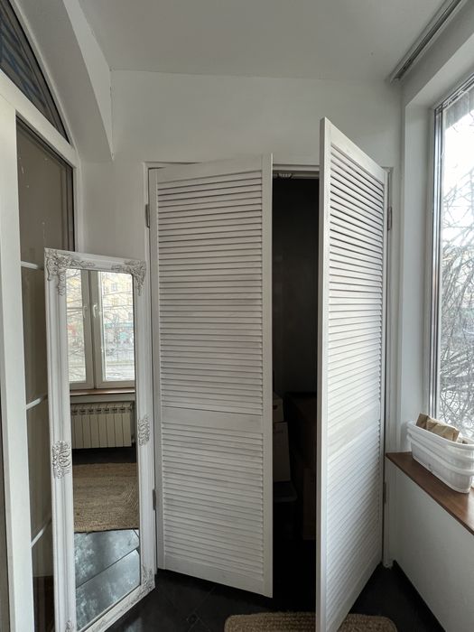 Продам 2ком кв метро Научная с ремонтом