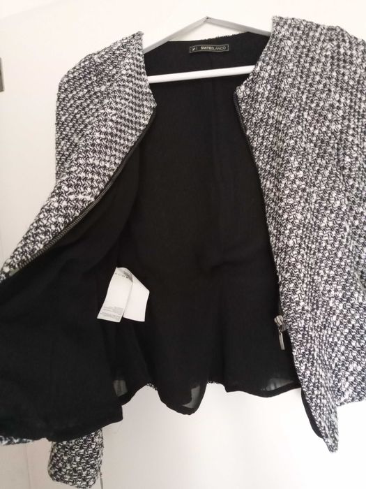 Casaco tipo tweed muito elegante