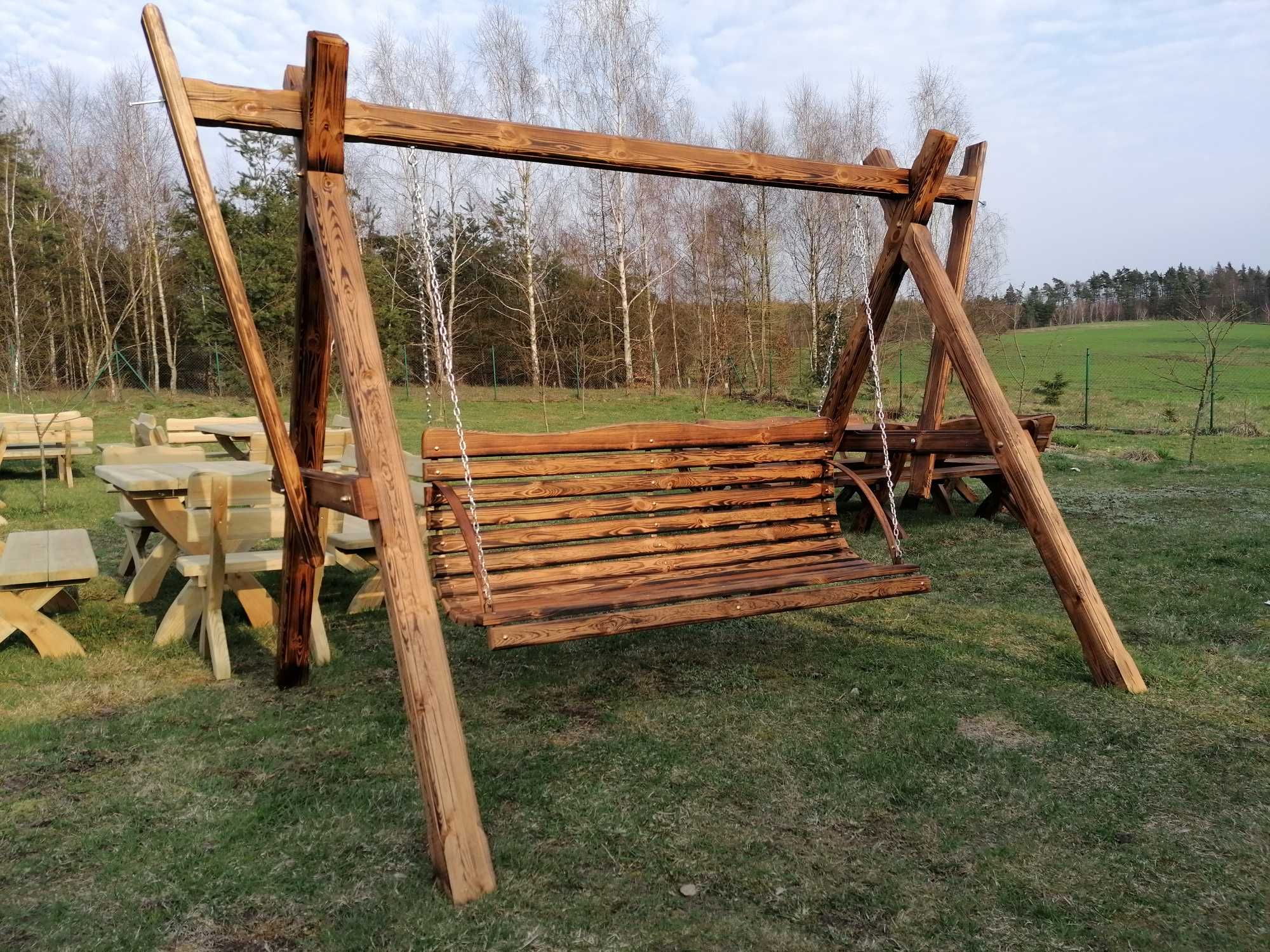 Huśtawka ogrodowa, bujawka