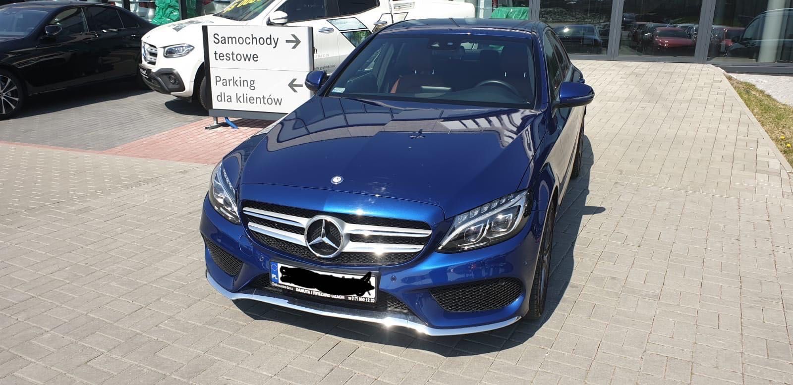 Mercedes C250 niebieski 2017