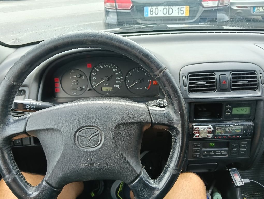 Mazda 626 2.0td 99, troca por moto ou BTT