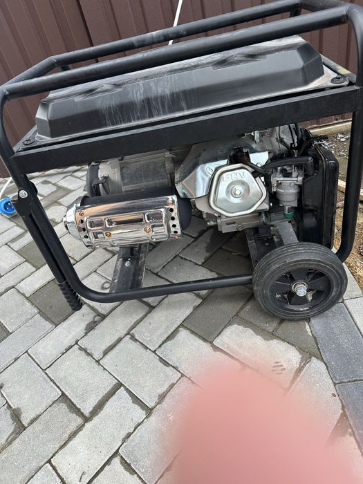 Генератор бензиновий