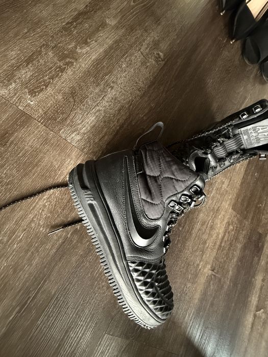 Взуття ( оригінальне )