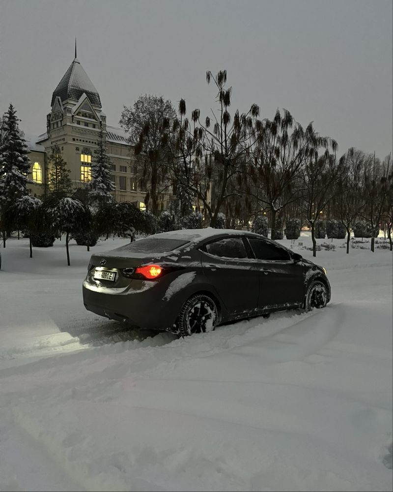 Hyundai Elentra (Хюндай Елантра)