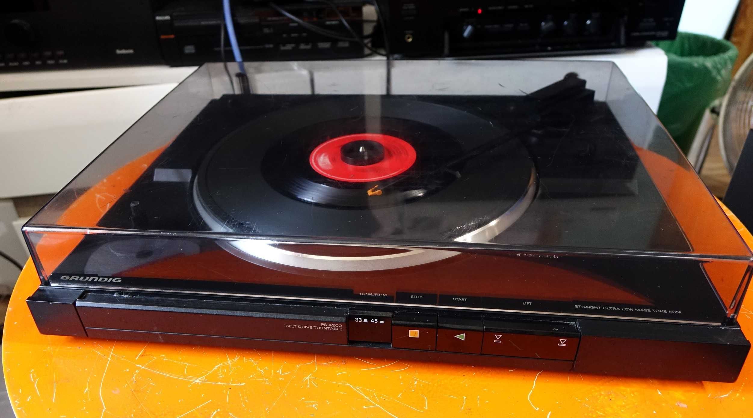 Gramofon Grundig PS 4200-automat