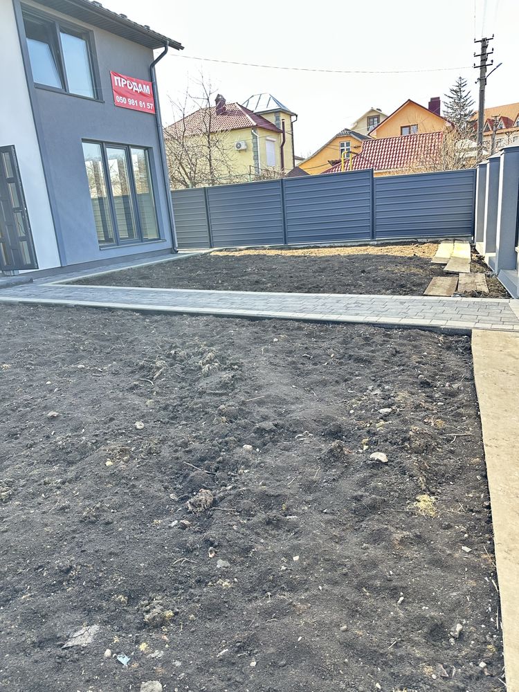 Продам котедж по вул. Яблунівській Годилів