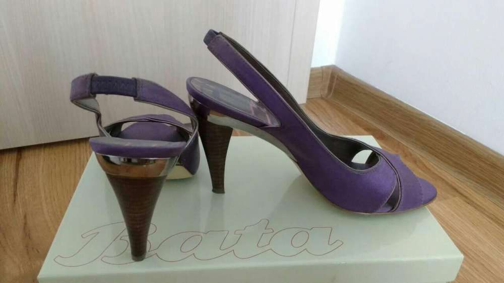 Buty firmy Bata rozmiar 37