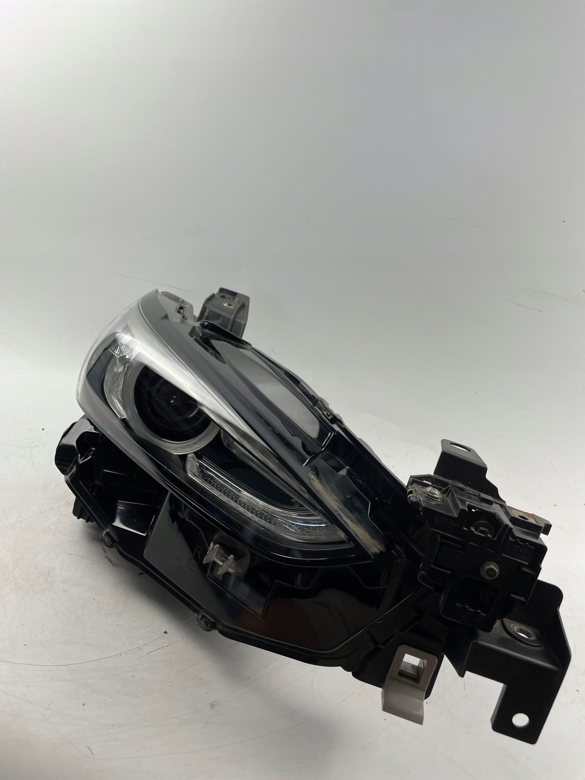Lampa prawa przód Mazda 6 GJ LIFT FULL LED 12 PIN 18-