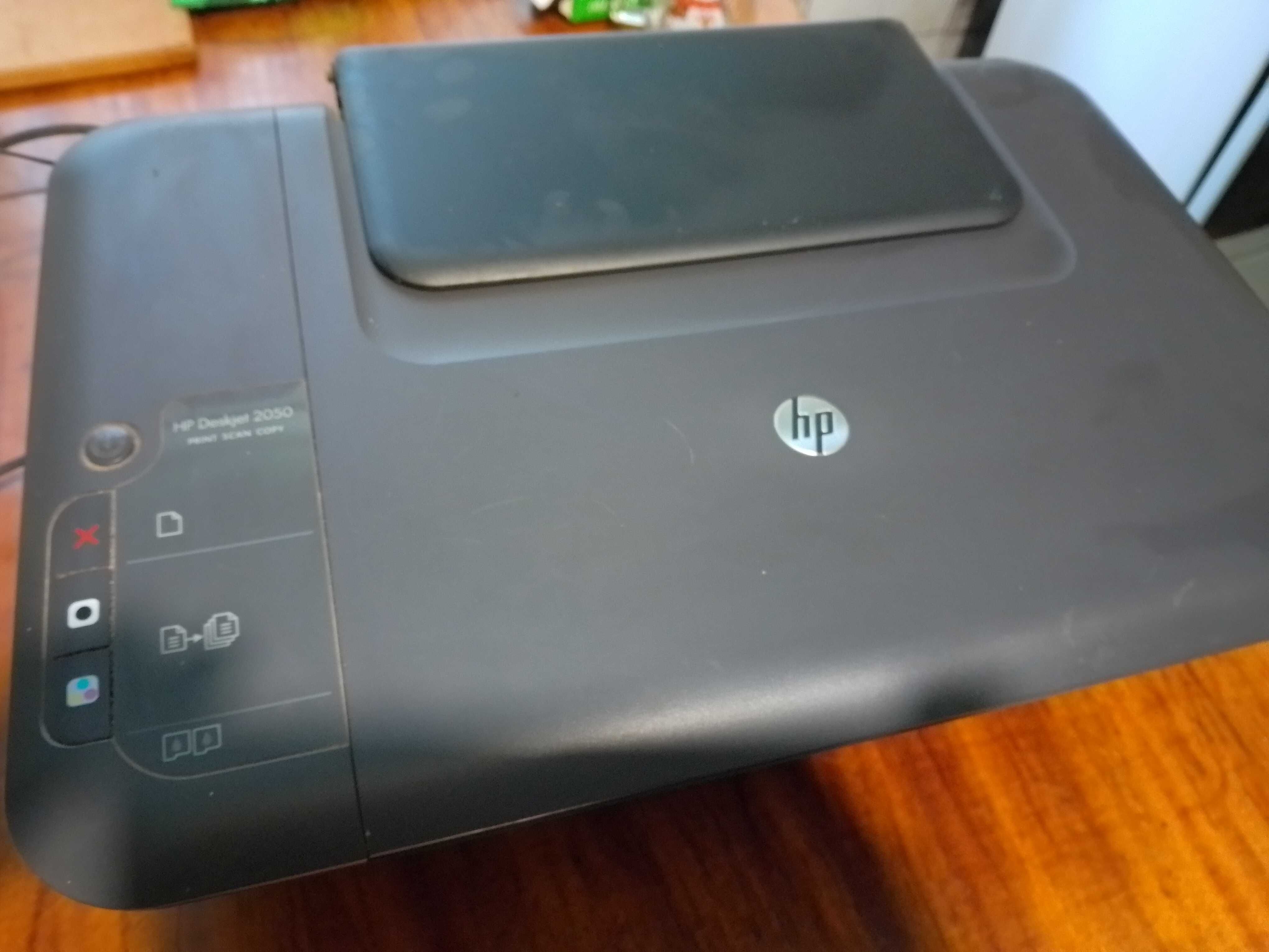 МФУ HP Deskjet 2050