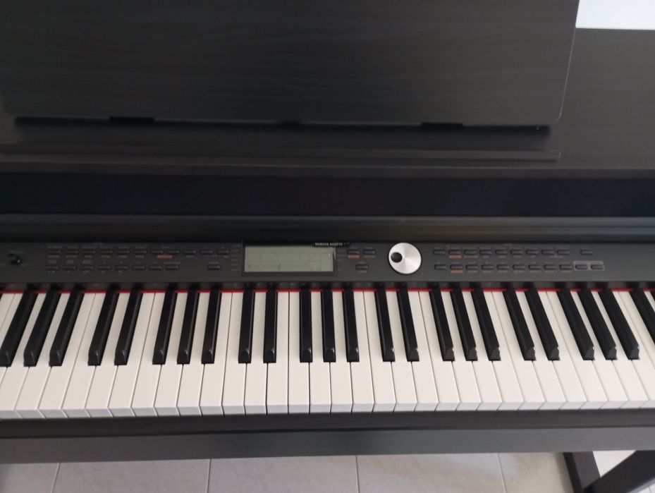 Vende-se Piano Digital Thomann DP-95