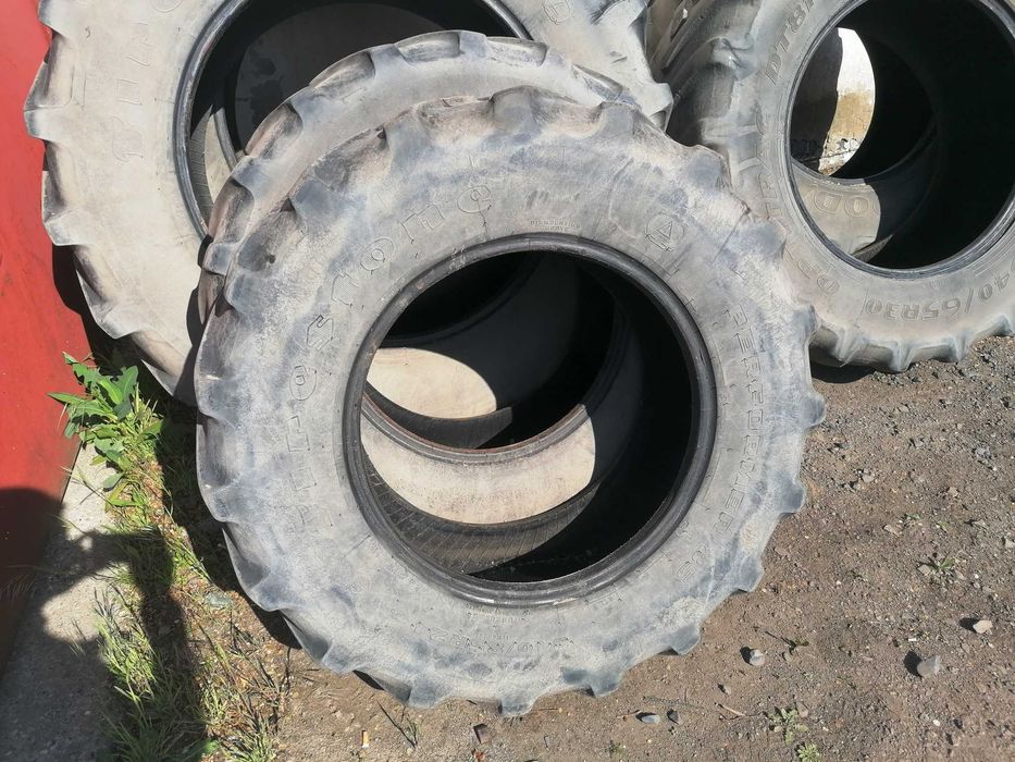 opony Firestone Performer 85 340/85R24 oraz 420/85/R34
