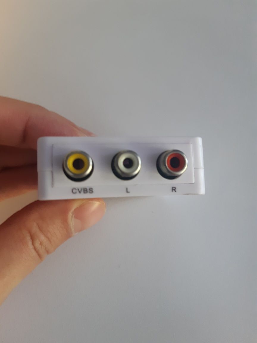 konwerter obrazu i dźwięku z AV ma VGA przejściówka przetwornikadapter