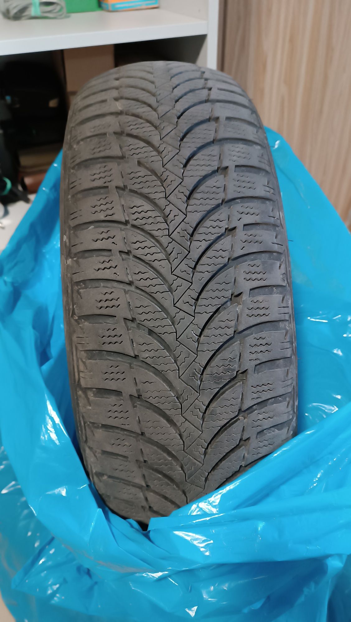 4 opony Nexen zimowe r15 185/65
