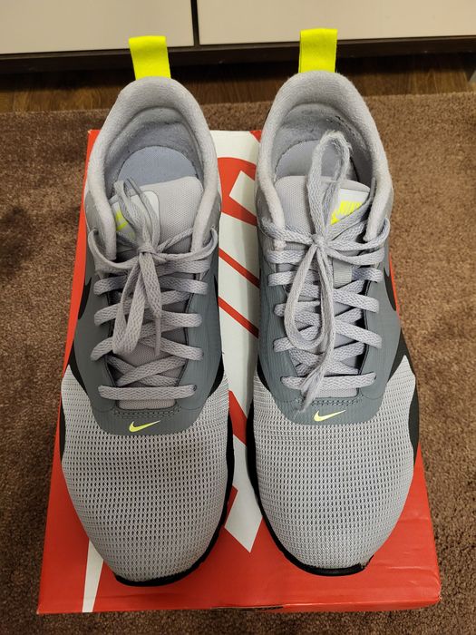 Buty męskie Nike Air Max Tavas 42,5