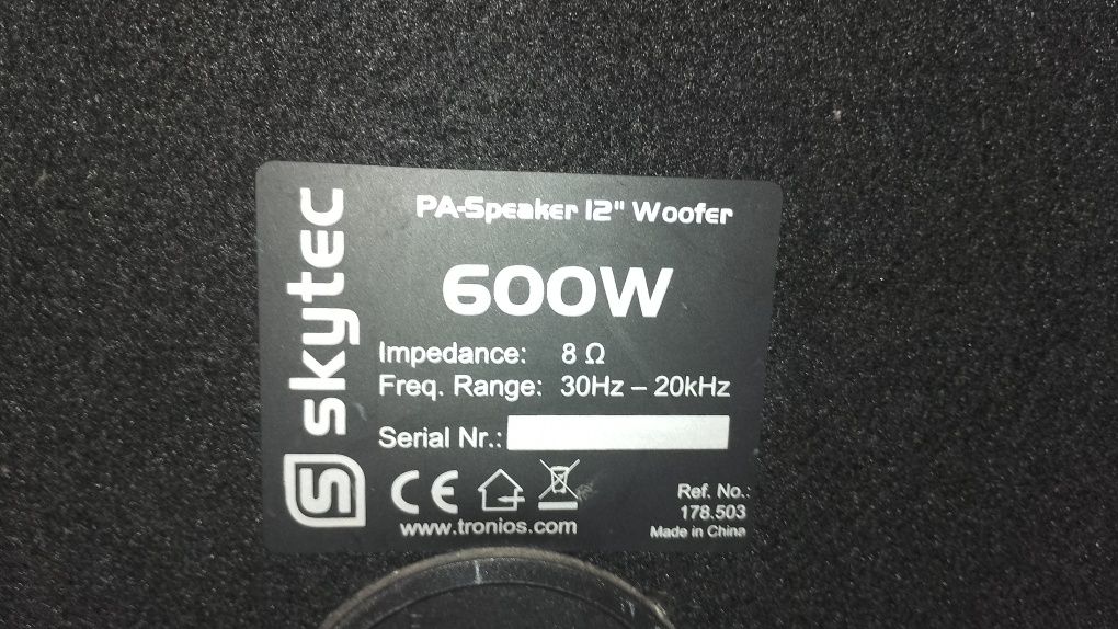 Sprzedam sprawny głośnik 600w