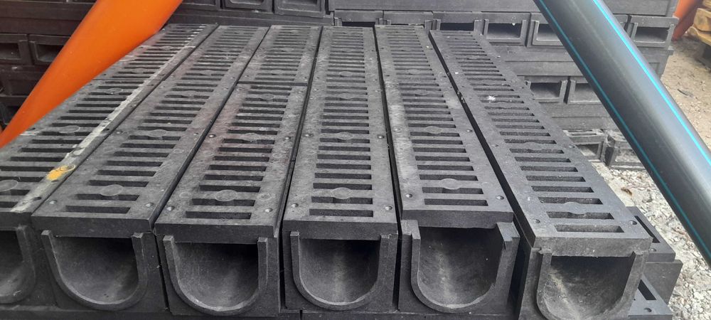 Ливневки полімерпіщані, водовідвідні лотки з решітками