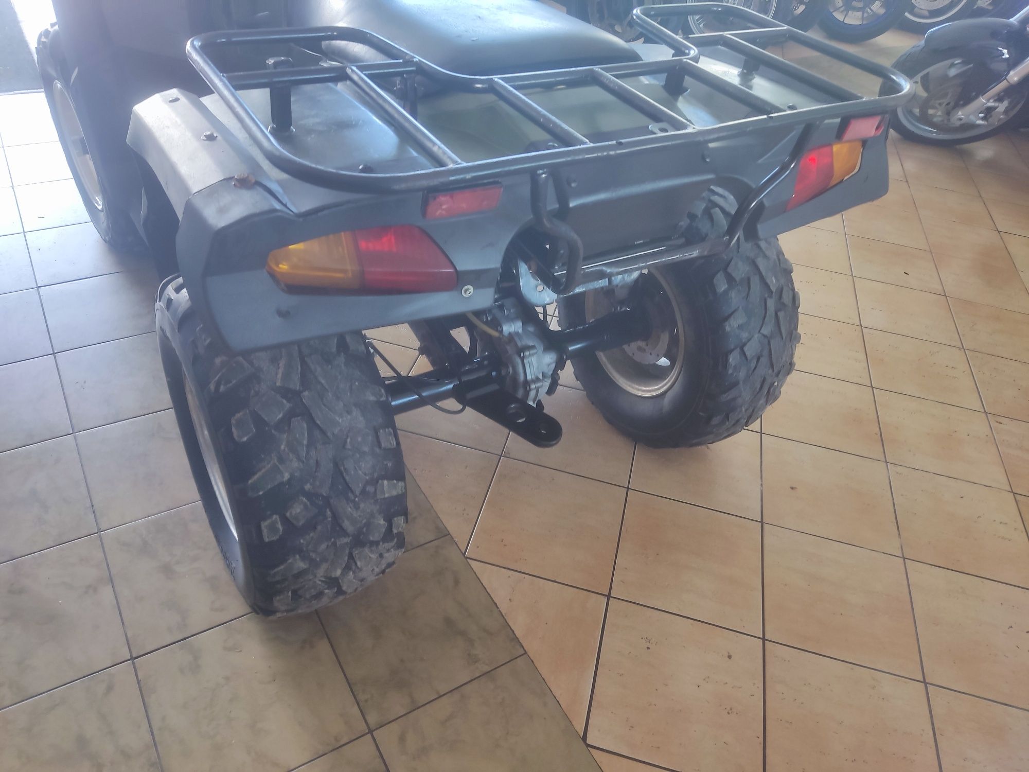 Quad Linhai Puma 300 4x2 08r.