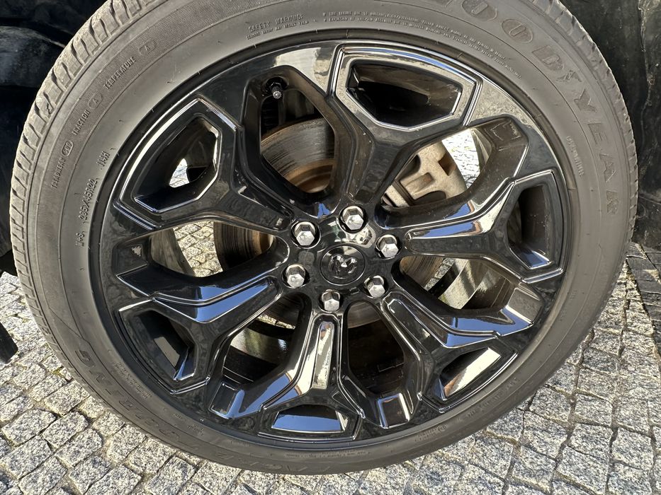 Piaskowanie malowanie proszkowe