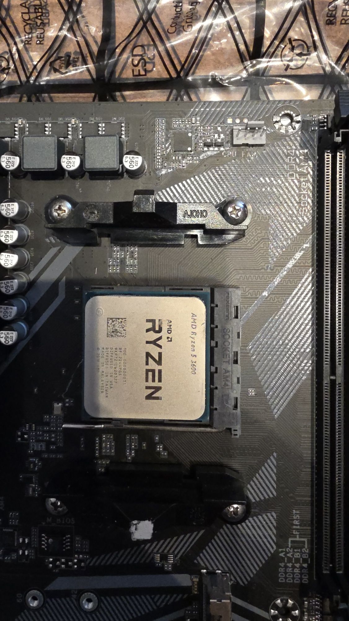 AMD Ryzen 5 3600 + Gigabyte B550m Aorus Elite