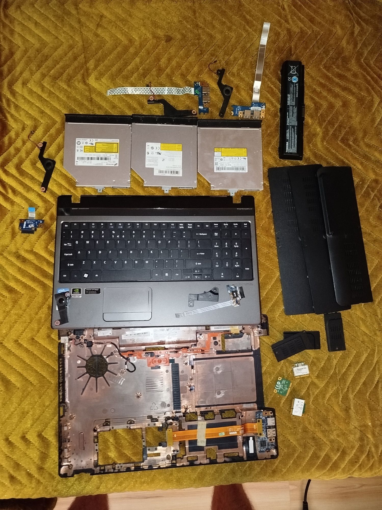 Części od laptopa Acer