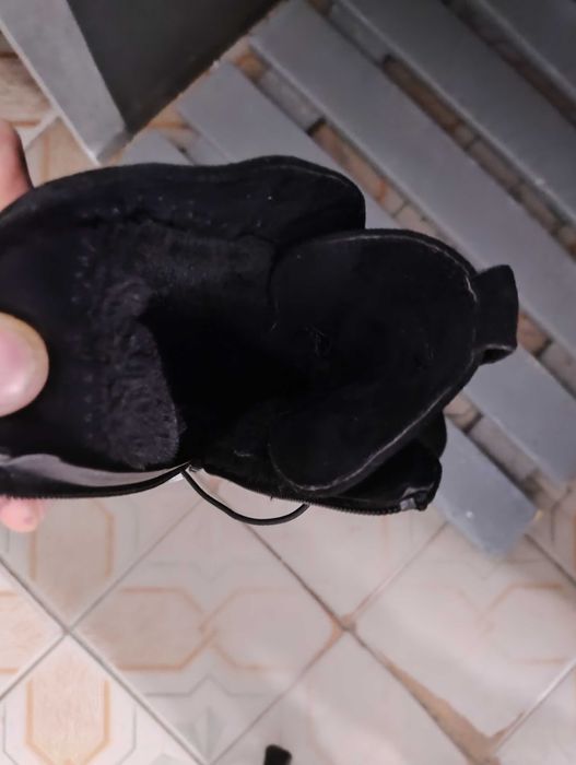 Жіночі зимове взуття