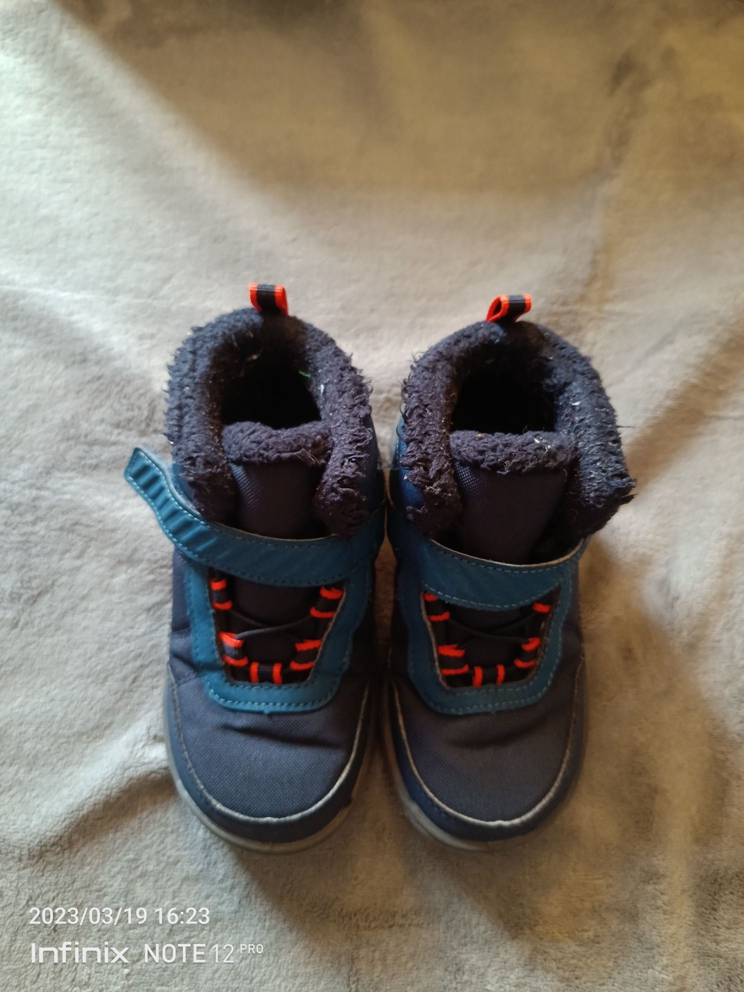 Buty turystyczne ciepłe zimowe Decathlon dziecięce chłopięce